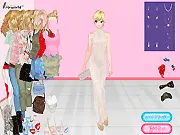 Play Popular Blonde Actress Free Online celebrity dress up fashion game