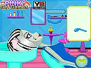Frankie Stein Hair Salon free online game, Monster High makeover and haircut game, styling Frankie Stein for a party