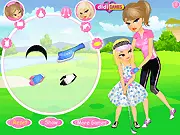 Golf with Mom free online dress up game, play online family golf fashion, dress up mom and daughter