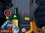 Screenshot of the Pest Control free online game showing various bugs and a fly swatter