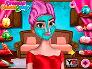 Elsa Picture Perfect Makeover free online facial spa and dress-up game on PlayArcadeHub.Net