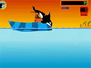 Blackfish free online game screenshot showing a large killer whale fighting a fisherman boat in open water