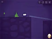 Ayo the Hero online game screenshot showing the small hero running past obstacles and enemies in a fantasy land