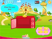 Queen Cupcakes free online game showing elegant cupcakes decorated with pink icing and candy crowns