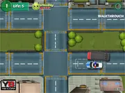 Powerful V8 police car maneuvering to perfectly park in a crowded, challenging spot in the free online simulator game