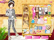 Sleepwear Girl Dress Up Game Online - picking pajamas and robes for a tired girl