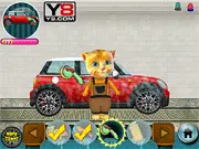 Ginger Car Spa game screenshot, Talking Ginger the cat washing a muddy car with soap and water, free online cleaning simulation