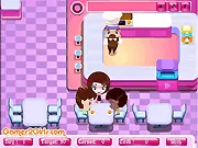 Screenshot of Love Restaurant free online cooking game showing a busy kitchen and customers waiting for their meals.