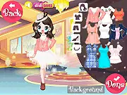 Play Home Visit free online best friends dress up game, trying on clothes and new make-up styles