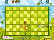3 Happy Friends game screenshot, three colorful characters on a puzzle level, free online adventure puzzle game