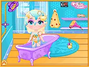 Play Baby Elsa First Thanksgiving free game online on PlayArcadeHub, featuring the Frozen princess receiving a bath and choosing a holiday costume.