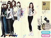 Fashion model wearing a beautiful big scarf with a long knot and elegant, blue-green clothing in the free online dress up game.