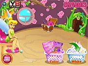 Tinkerbell Laundry Day game screenshot showing the fairy sorting white clothes from colored clothes to play free online