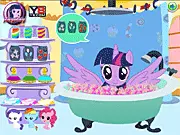 Play free Twilight Sparkle Cute Bubble Bath online game for kids and pony fans