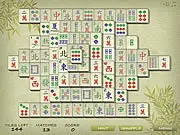Mahjong Master Solitaire Online game screenshot – Classic Mahjong tiles arranged in a pyramid layout