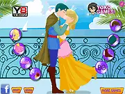 Play Cinderella Kissing Prince free online dress-up and fashion game for girls