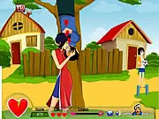 Kiss Of The Love online game screenshot showing a boy and girl trying to kiss secretly