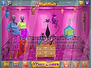 Lisa's Charming Designs free online game screenshot of a boutique window display and stylish clothes