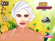 Justin Bieber receiving a relaxing facial treatment in the free online Handsome Justin Bieber Spa Makeover game