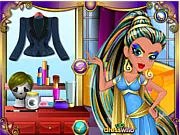 Nefera De Nile Freaky Makeover online game, screenshot of the character getting an Egyptian-themed makeup and fashion styling, free girl game