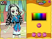 Frankie Stein Haircuts game screenshot, Monster High dress-up game, free online hair salon for girls on PlayArcadeHub