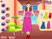 Screenshot of Vanessa Dress Up Rating game, showing a girl model in fashionable clothes with a rating score pop-up, free online game