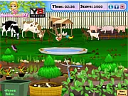 Backyard Cleanup game screenshot, tidying up a messy backyard, free online cleaning and organization game
