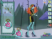Lagoona and Gil Dress Up game screenshot showing the Monster High characters in stylish aquatic outfits, available to play free online