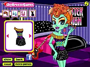 Play Howlin' Makeup & Style free online game, doing the hair, makeup, and clothing for the teen werewolf Howleen in 'were-punk' style