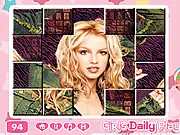 Britney Super Puzzle game screen, free Britney Spears slide puzzle online, celebrity picture puzzle, logic game