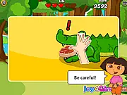 Dora Care Baby Crocodile game, free Dora the Explorer game, feeding a baby crocodile, pet care and dress-up online