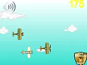 Marvelous Skies free online flight avoidance game with airplanes and clouds