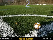 Play Kickups free online football juggling and ball control game