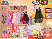 Play Bedroom Selfie Dress Up free online fashion game to dress a girl in pajamas for a photo
