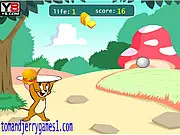 Hungry Jerry free online arcade game, Jerry the mouse catching cheese, pizza, and hamburgers while avoiding iron balls.