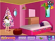 Play Christmas Bedroom Decor free online game; decorating a bedroom for the holidays; festive Christmas interior design game