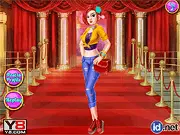 Play Celebrity Fashion Award Show free online dress-up game, styling a celebrity for the red carpet, high-fashion gowns and jewelry