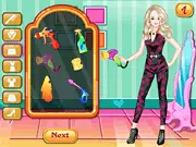 Play Car Wash Dress Up free online game on PlayArcadeHub, style a working girl's uniform and fashion