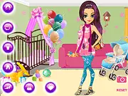 Free Baby Bump Dress-Up online game, prenatal fashion styling, maternity outfit ideas