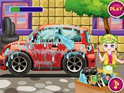Play Sarah Dream Car Wash Online free cleaning and car repair game