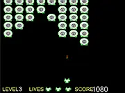 Invader Sheeps free game online, play arcade shooter, shoot alien sheep with carrots