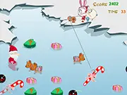 Play Christmas Fishing Rescue free online, fish out Santa and presents from the river to save Christmas.