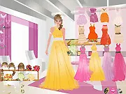 Play Maid of Honor Dressup free online game, girl choosing elegant pink gown, styling hair and accessories for a wedding.