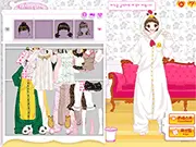 Fenfen Bear Pajamas dress-up game screenshot, cute characters modeling animal pajamas, free online fashion game