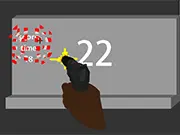 Playing Target Shooting online free game, aiming at targets with a cursor for accuracy