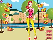 Pathwalk Fashion free online game screenshot, girl wearing a casual fashionable dress, play free online dress up game