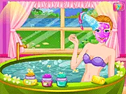 Play Autumn in Paris dress up game free online. Dress a girl in chic, romantic fall fashion with Parisian landmarks in the background.