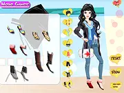 Pregnant Mom Dress Up game screenshot, styling a pregnant woman and her daughter, free online fashion game, maternity outfits