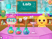 Happy Pet School game screenshot, adorable cartoon pets teaching children about shapes and logic, free online educational game for kids
