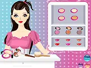 Innocent Angel Dressup free online game screenshot, character with wings and a trendy dress, beauty makeover game